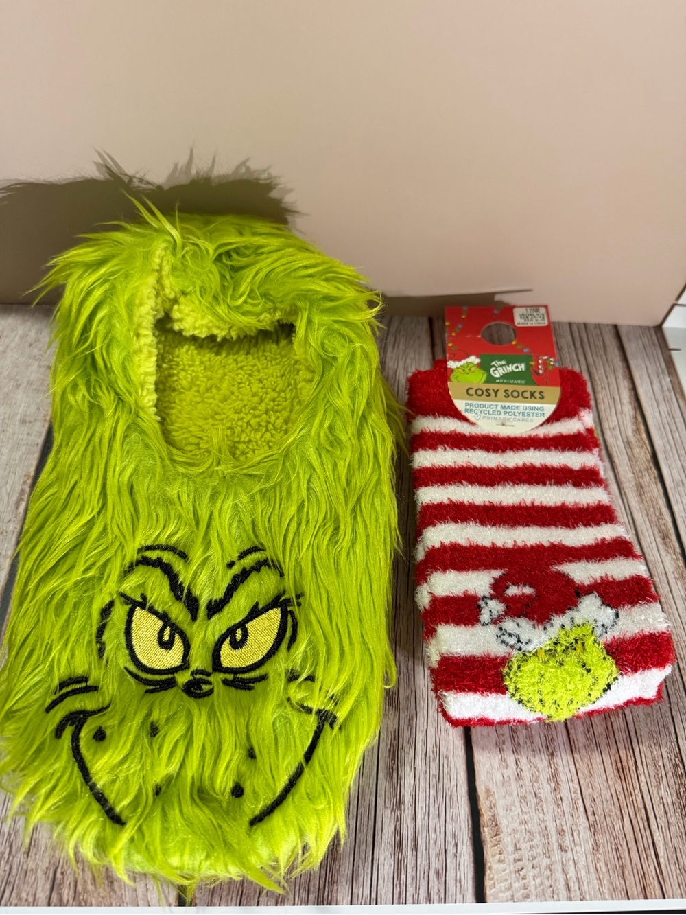The Grinch Women's Green Furry Slippers